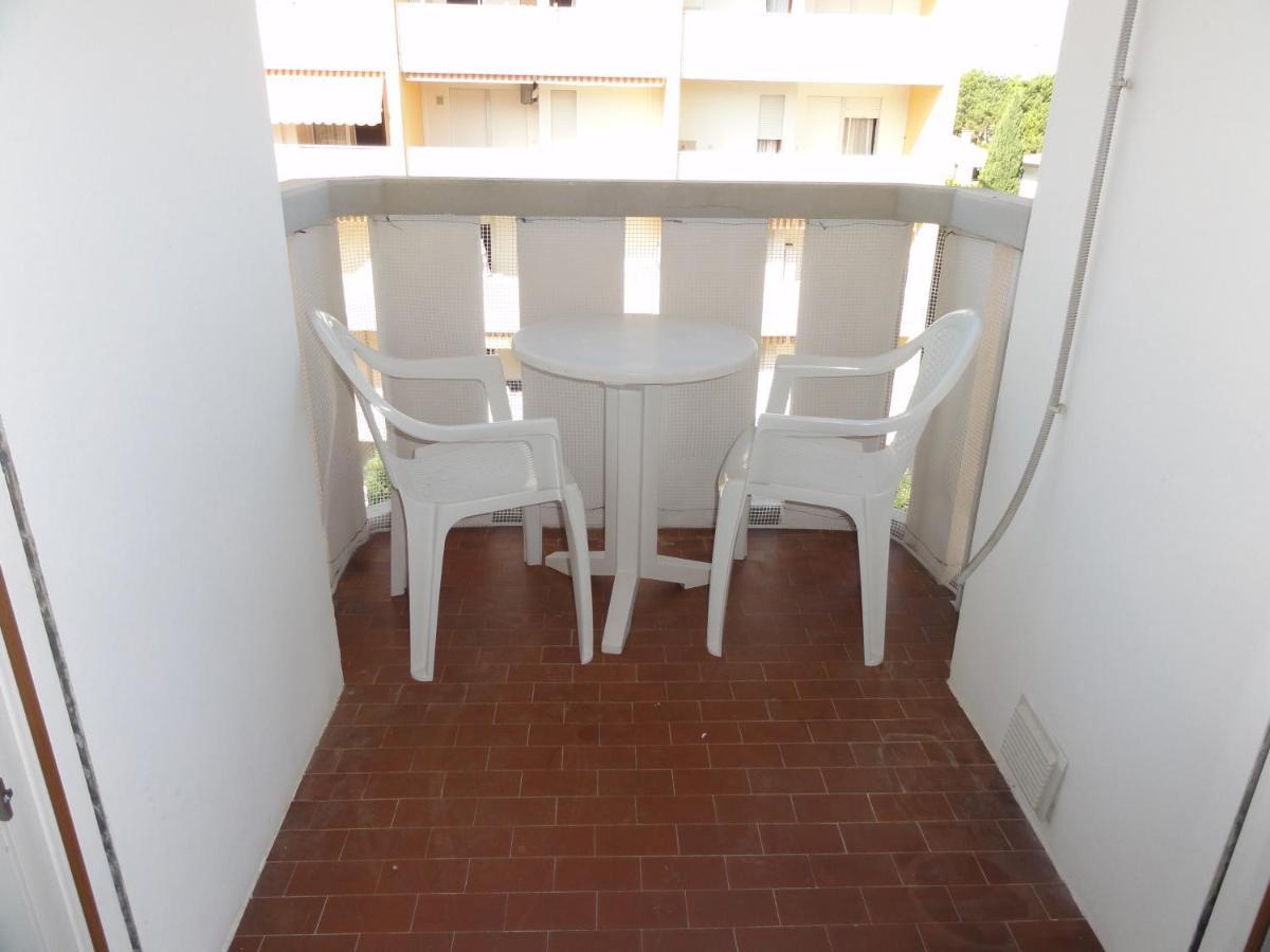 Storione - Appartamenti Bibione Buitenkant foto